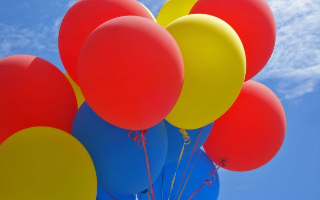 15th birthday of ISS Art!