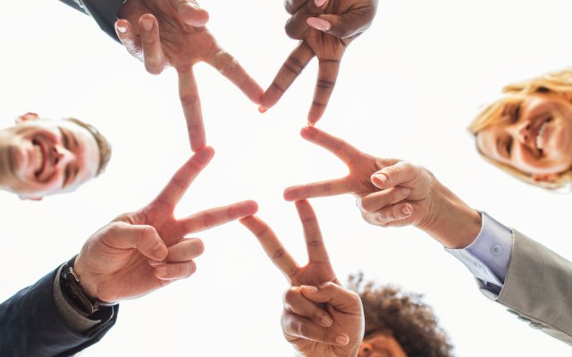 5-star feedback on Clutch